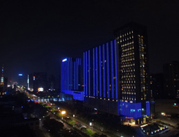 酒店夜景全景